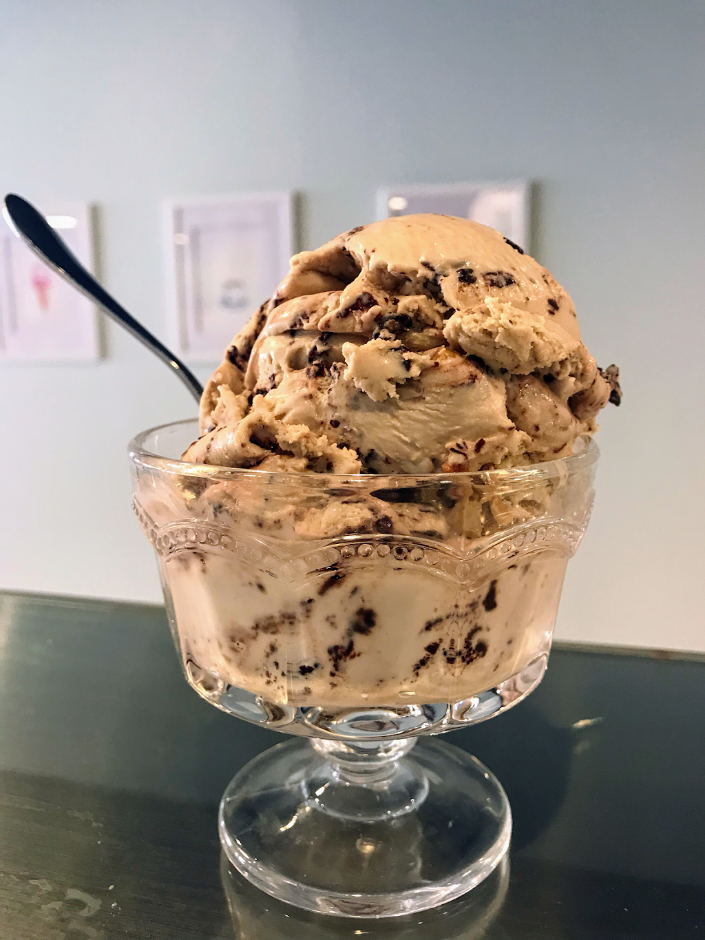 The Mint Fox Cookies & Ice Cream | cafe | 483 Mandalay Ave #114, Clearwater, FL 33767, USA | 7274444555 OR +1 727-444-4555