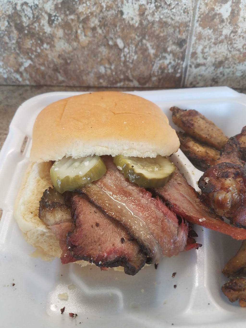 Ebony & Ivory BBQ,FISH,CHICKEN | restaurant | 3120 S Cobb Dr, Smyrna, GA 30080, USA | 7704388999 OR +1 770-438-8999