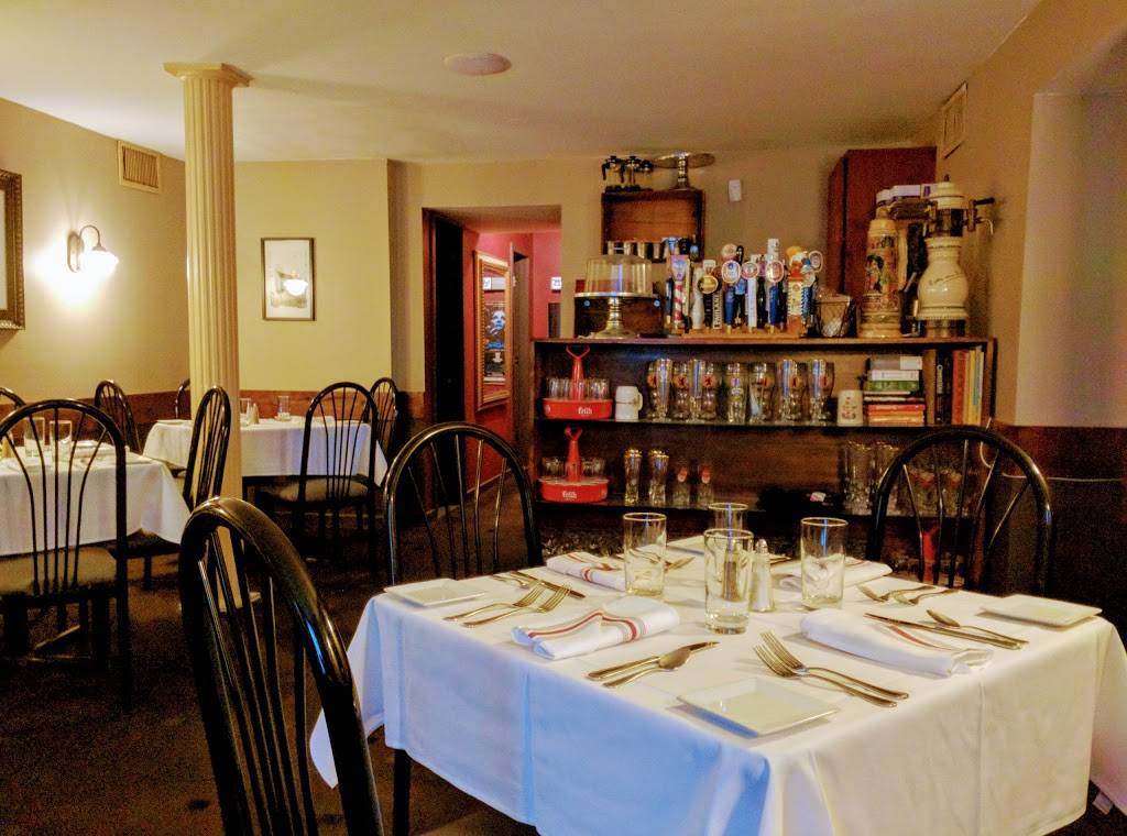 Cafe Berlin | cafe | 322 Massachusetts Ave NE, Washington, DC 20002, USA | 2025437656 OR +1 202-543-7656