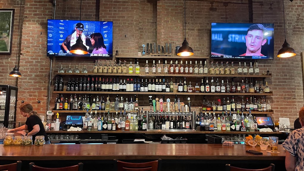 Westside Bar & Grill | meal takeaway | 95 Elm St, West Springfield, MA 01089, USA | 4138587030 OR +1 413-858-7030