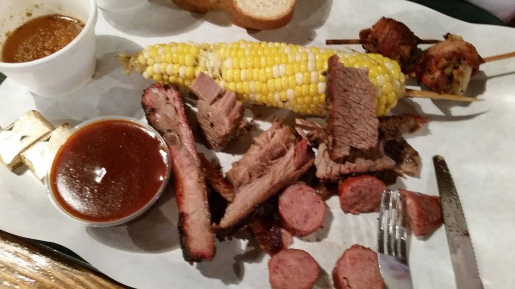Hard Eight Barbeque | restaurant | 1091 Glen Rose Rd, Stephenville, TX 76401, USA | 2549685552 OR +1 254-968-5552