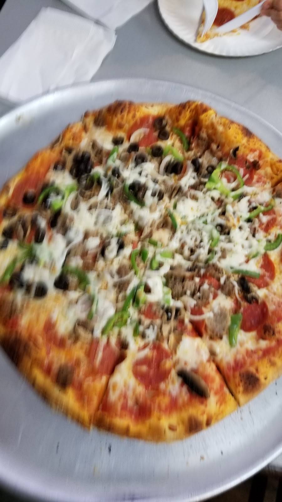 Rennas Pizza Riverplace Shopping Center | restaurant | 11111 San Jose Blvd #12, Jacksonville, FL 32223, USA | 9042922300 OR +1 904-292-2300