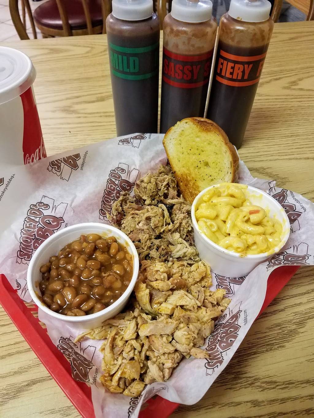 Smokey Ds BBQ | restaurant | 601 Locust St, Des Moines, IA 50309, USA | 5152453800 OR +1 515-245-3800