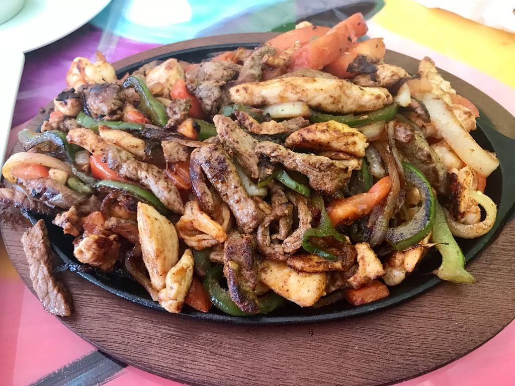 La Piñata Mexican bar & grill | restaurant | 2038 N Broadway, Knoxville, TN 37917, USA | 8655400800 OR +1 865-540-0800