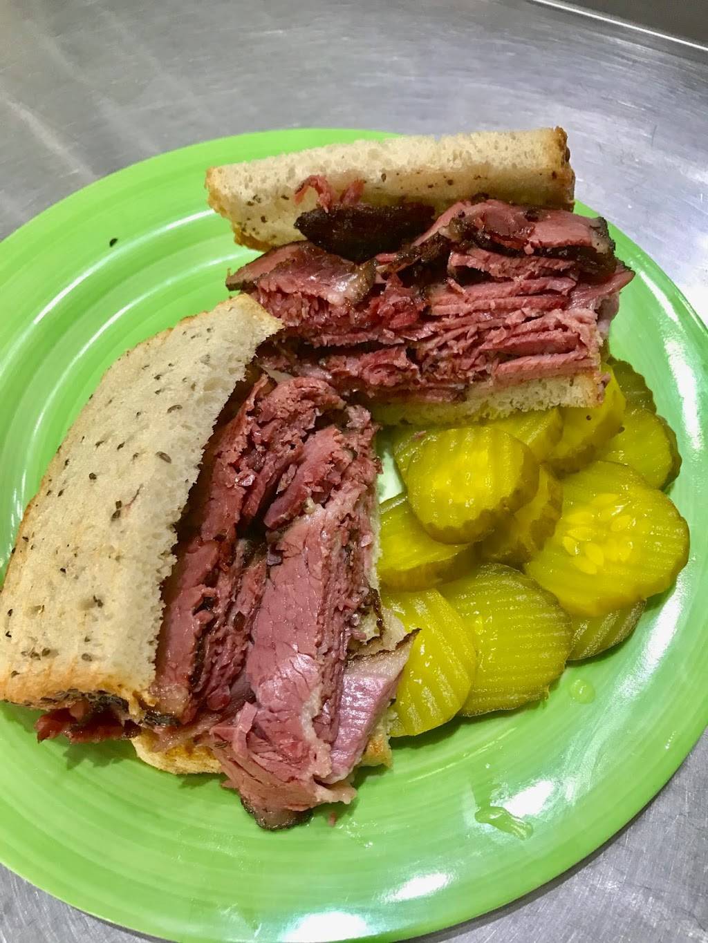 Pastrami Plaza | restaurant | 25 - 07 Queens Plaza N, Long Island City, NY 11101, USA | 7187861111 OR +1 718-786-1111