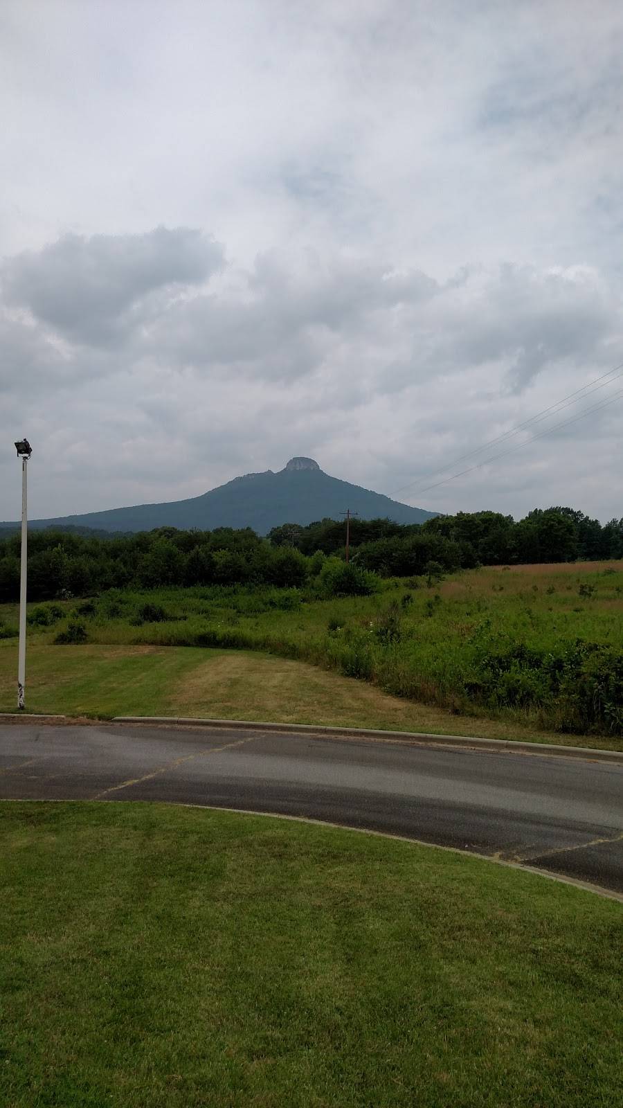 E Js Restaurant | restaurant | 1424 Perch Rd, Pinnacle, NC 27043, USA | 3363689581 OR +1 336-368-9581