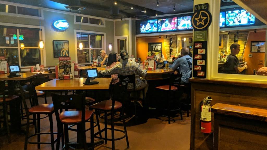 Chilis Grill & Bar | meal takeaway | 1281 E Brandon Blvd, Brandon, FL 33511, USA | 8136613640 OR +1 813-661-3640