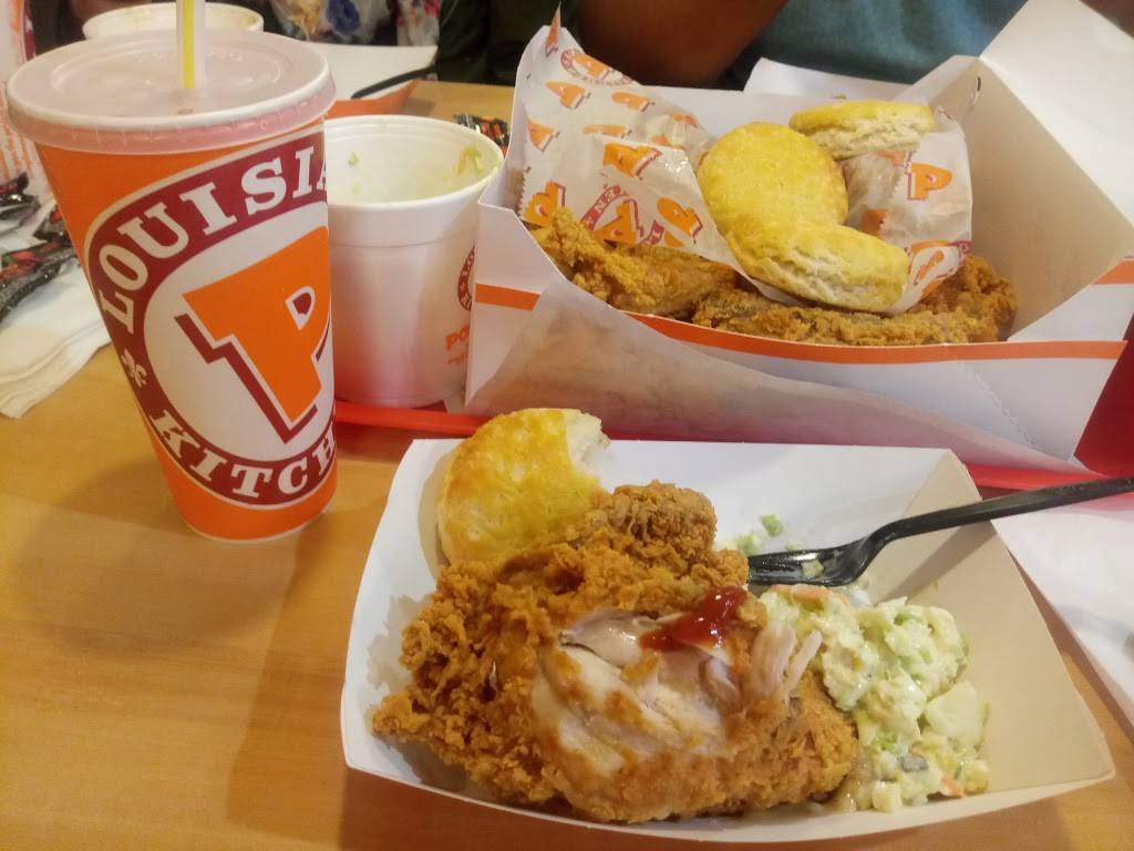 Popeyes Louisiana Kitchen | restaurant | 2202 W Beverly Blvd, Montebello, CA 90640, USA | 3237209460 OR +1 323-720-9460