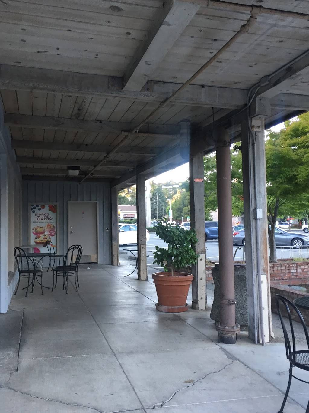 Jamba Carlmont Village | restaurant | 1005 1/2 Alameda de las Pulgas, Belmont, CA 94002, USA | 6504533253 OR +1 650-453-3253