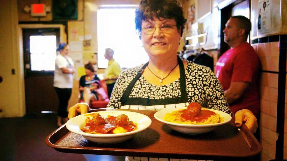 Carovillese Lodge & Club | restaurant | 570 E Cuyahoga Falls Ave, 330-929-6767, Akron, OH 44310, USA | 3309296767 OR +1 330-929-6767