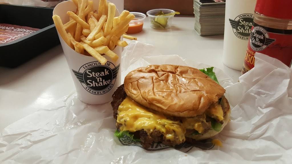 Steak n Shake | restaurant | 108 Palm Ave, Burbank, CA 91502, USA | 8185614380 OR +1 818-561-4380
