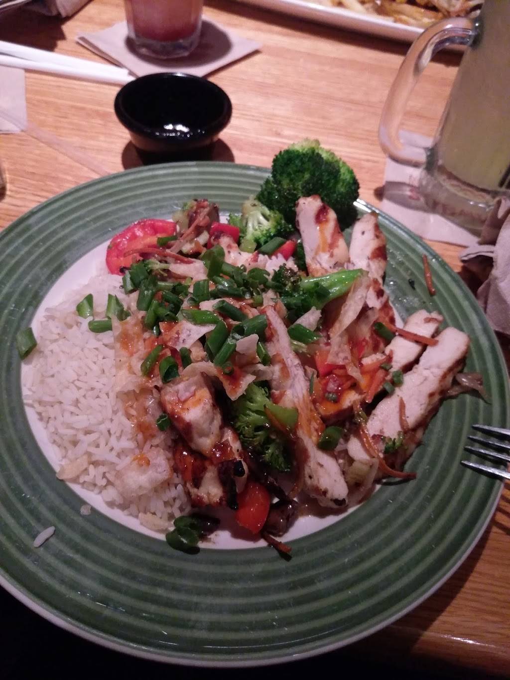 Applebees Grill + Bar | restaurant | 319 Homer Adams Pkwy, Alton, IL 62002, USA | 6184626575 OR +1 618-462-6575