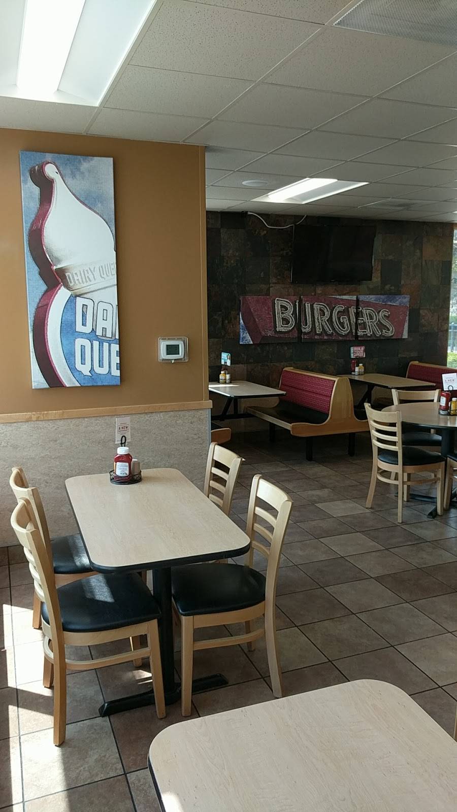Dairy Queen Grill & Chill | restaurant | 13150 W Maple Rd, Omaha, NE 68164, USA | 4024319792 OR +1 402-431-9792