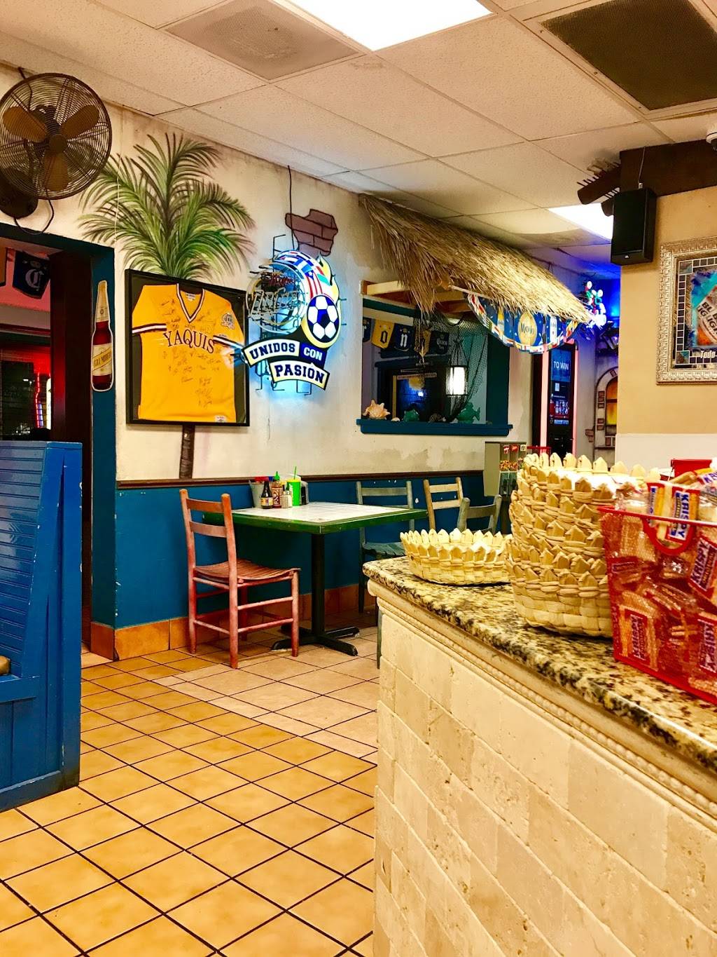 Mariscos Mi Mazatlán | restaurant | 5601 E 22nd St, Tucson, AZ 85711, USA | 5207902888 OR +1 520-790-2888