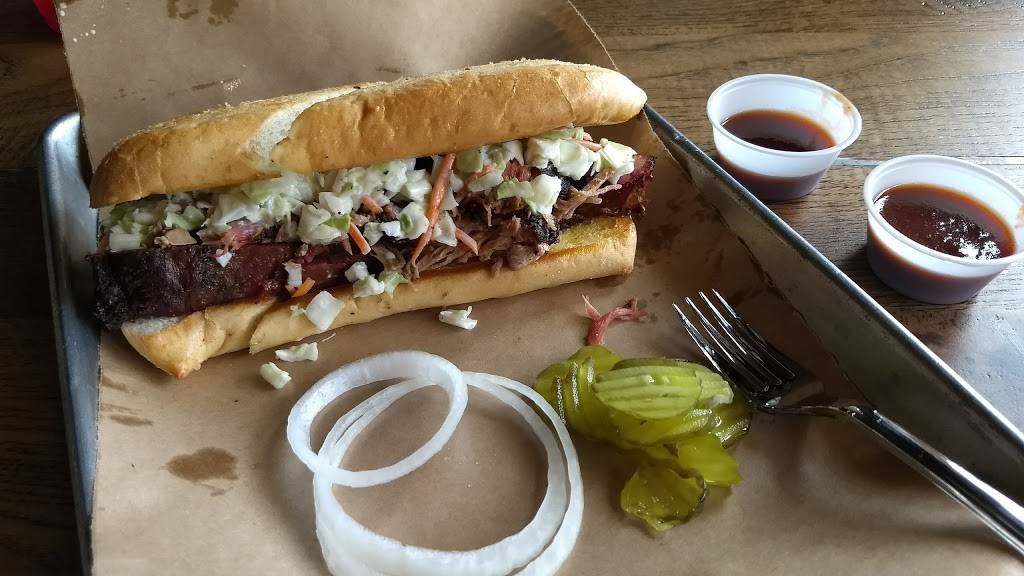 Dickeys Barbecue Pit | restaurant | 5801 University Ave, San Diego, CA 92115, USA | 6195429704 OR +1 619-542-9704