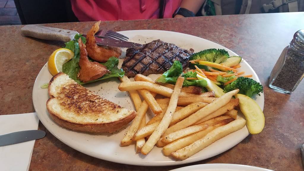 Perkos Cafe | cafe | 901 N Carpenter Rd, Modesto, CA 95351, USA | 2095293100 OR +1 209-529-3100