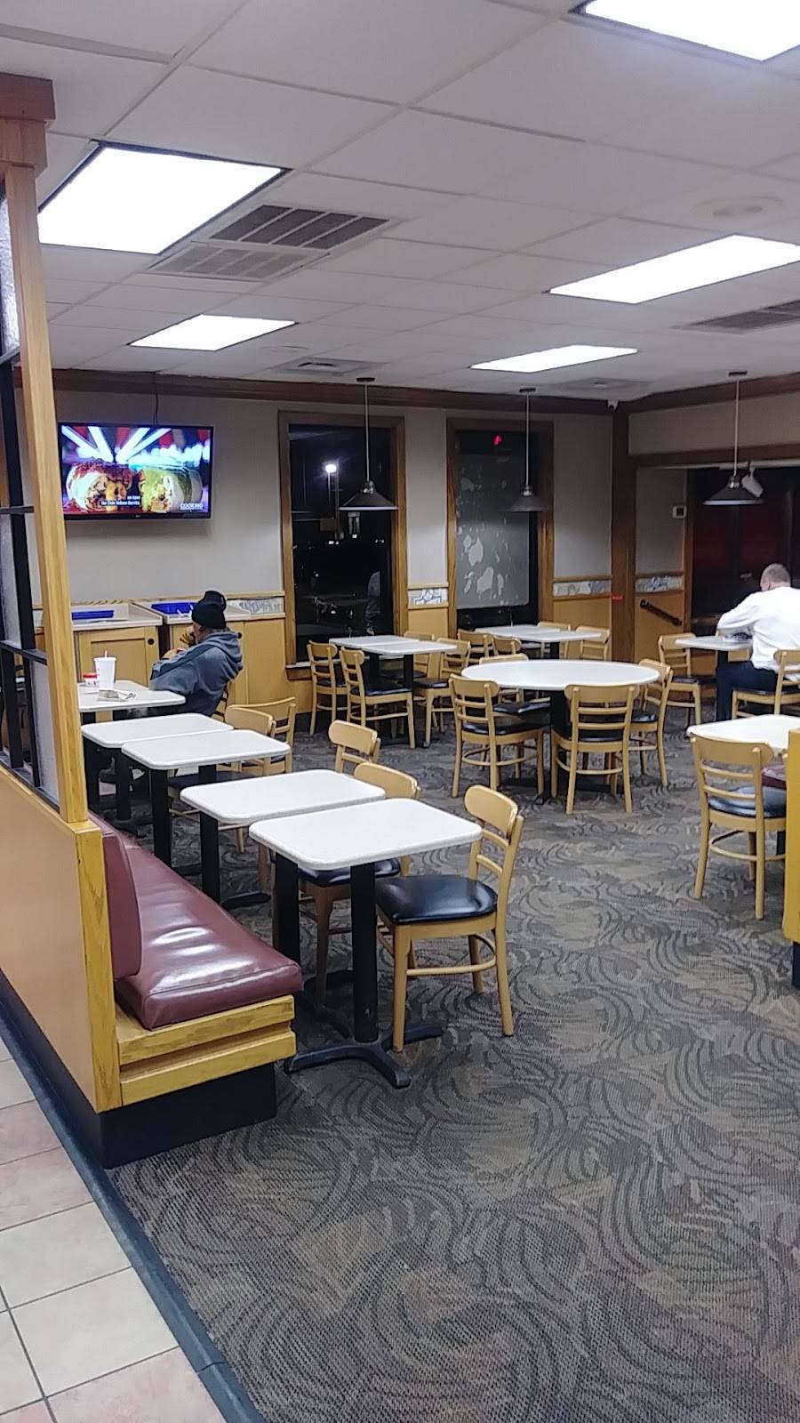Wendys | restaurant | 3701 N May Ave, Oklahoma City, OK 73112, USA | 4059470095 OR +1 405-947-0095