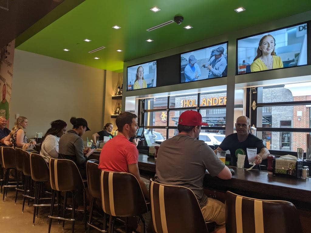 Wahlburgers | restaurant | 325 N Market St, Brookfield, WI 53045, USA | 2626419975 OR +1 262-641-9975