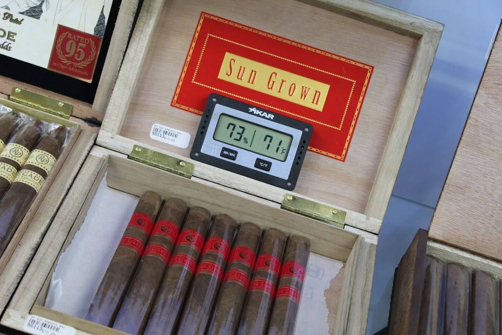 Adjusted Gravity Smoke and Vape | meal takeaway | 115 E Dorset Dr, Dixon, CA 95620, USA | 7076933373 OR +1 707-693-3373