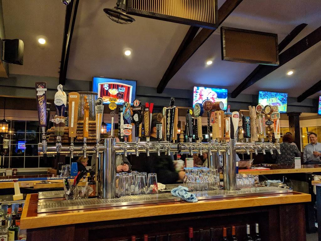 Meeting House Pub | restaurant | 37 Stony Hill Rd, Bethel, CT 06801, USA | 2034566532 OR +1 203-456-6532