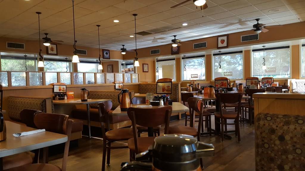 IHOP | restaurant | 8400 Baymeadows Rd, Jacksonville, FL 32256, USA | 9047303571 OR +1 904-730-3571
