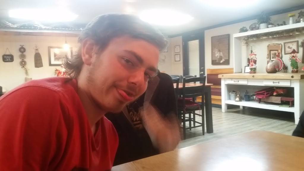 Main Street Pizzeria & Grill | restaurant | 279 Main St, Haysi, VA 24256, USA | 2768654422 OR +1 276-865-4422