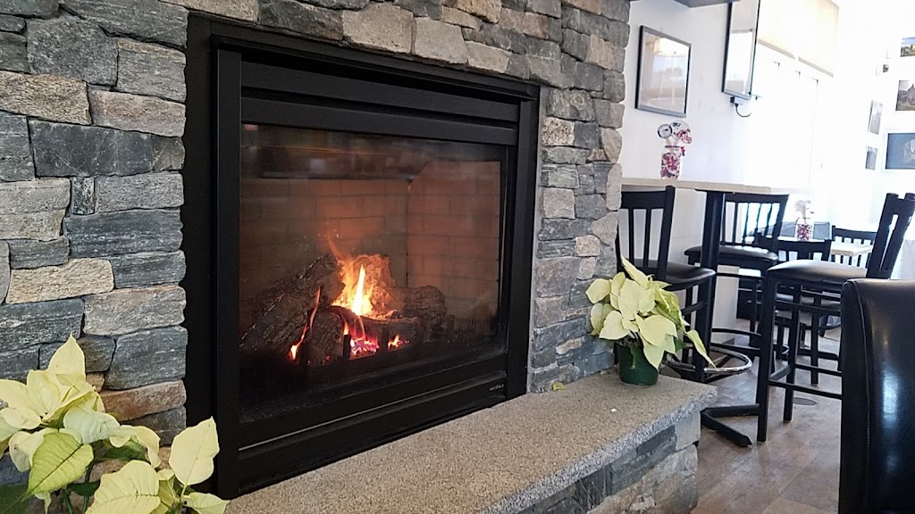 Cillas Coffeehouse | cafe | 5 Liberty Ln, Norfolk, MA 02056, USA | 5085280008 OR +1 508-528-0008