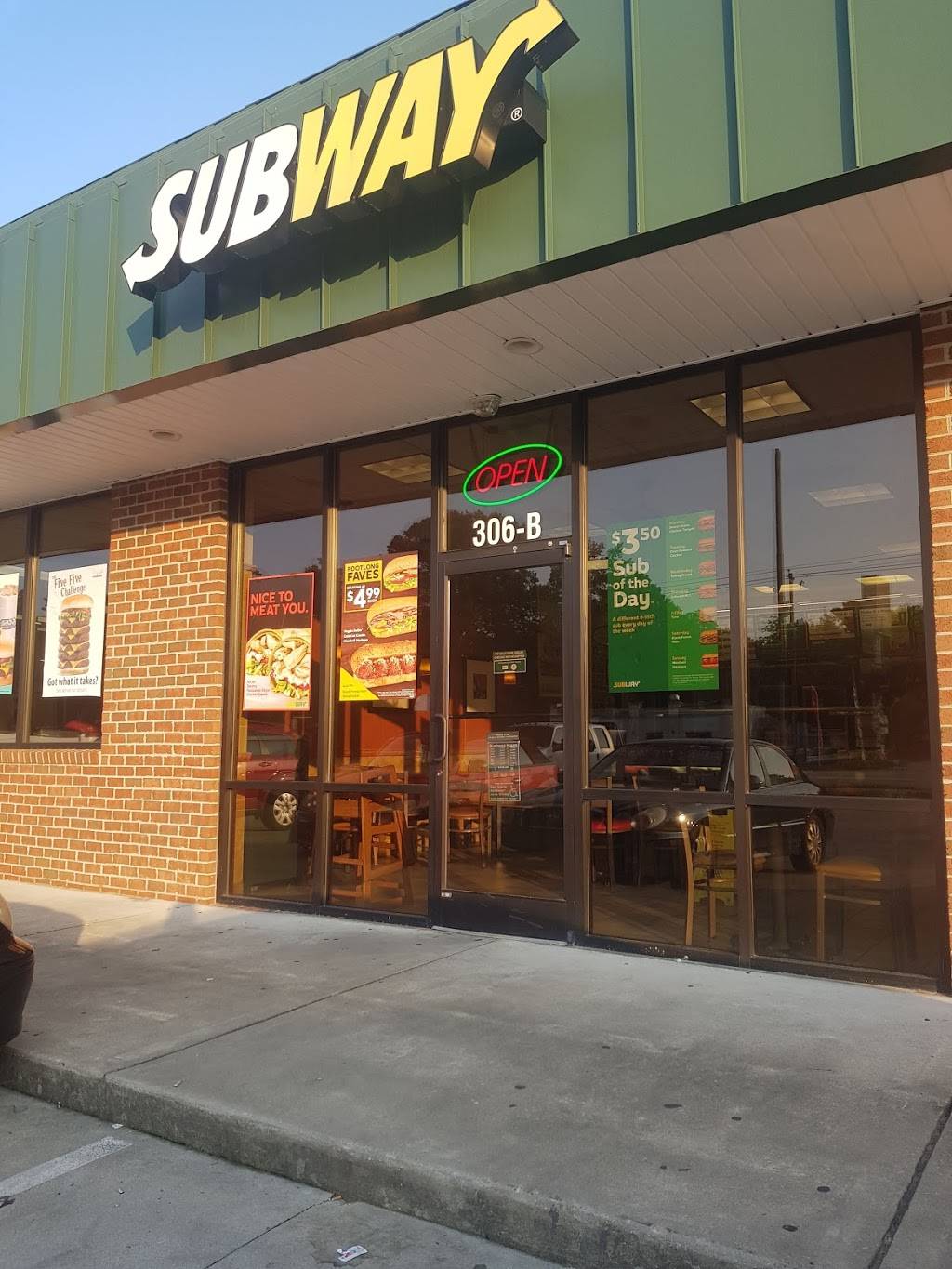 Subway Restaurants | restaurant | 8767 Old Kings Rd S, Jacksonville, FL 32217, USA | 9047336444 OR +1 904-733-6444