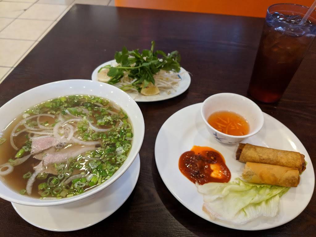 Vn pho | restaurant | 2759 Bell Rd, Montgomery, AL 36116, USA | 3342721700 OR +1 334-272-1700
