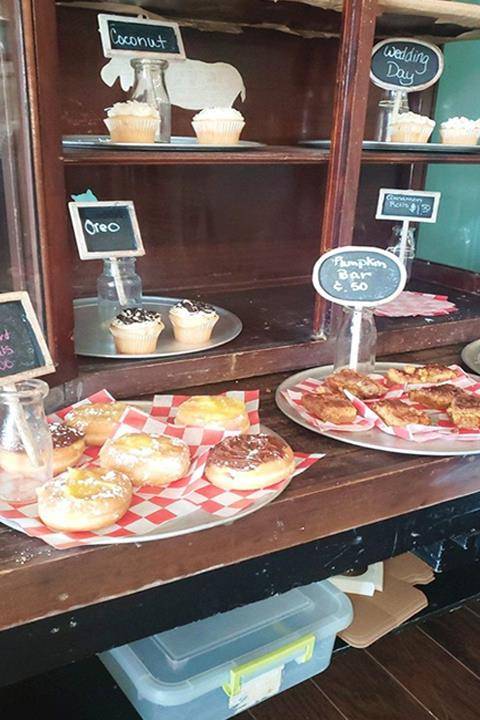 The Butcher Block | restaurant | 106 W Bremer Ave, Waverly, IA 50677, USA | 3195592166 OR +1 319-559-2166