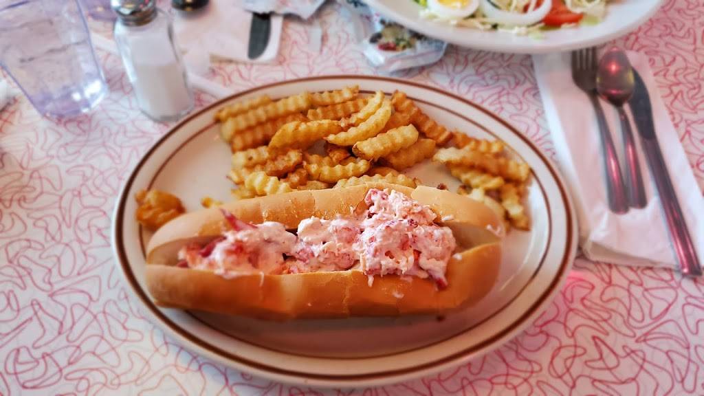 Blast From the Past Diner | restaurant | 114 Sokokis Trail, East Waterboro, ME 04030, USA | 2072478005 OR +1 207-247-8005