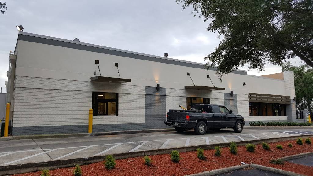 Taco Bell | meal takeaway | 2520 E Memorial Blvd, Lakeland, FL 33801, USA | 8636882580 OR +1 863-688-2580