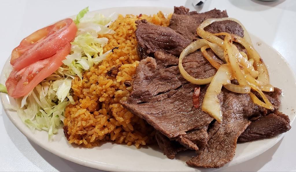 Jibaritos y Mas | restaurant | 3400 W Fullerton Ave, Chicago, IL 60647, USA | 7737998601 OR +1 773-799-8601