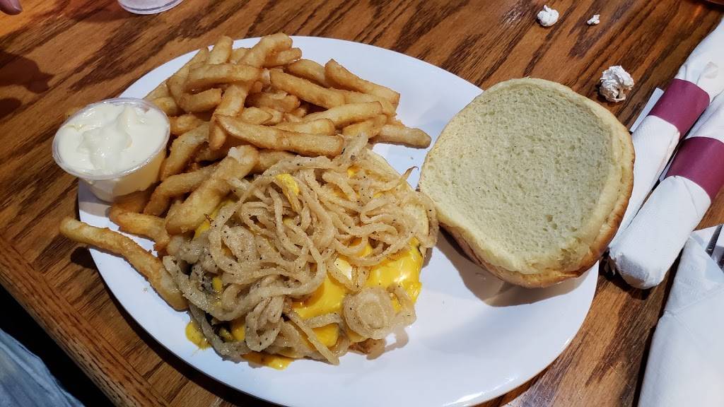 Village Tavern & Grill | restaurant | 901 W Wise Rd, Schaumburg, IL 60193, USA | 8478918866 OR +1 847-891-8866