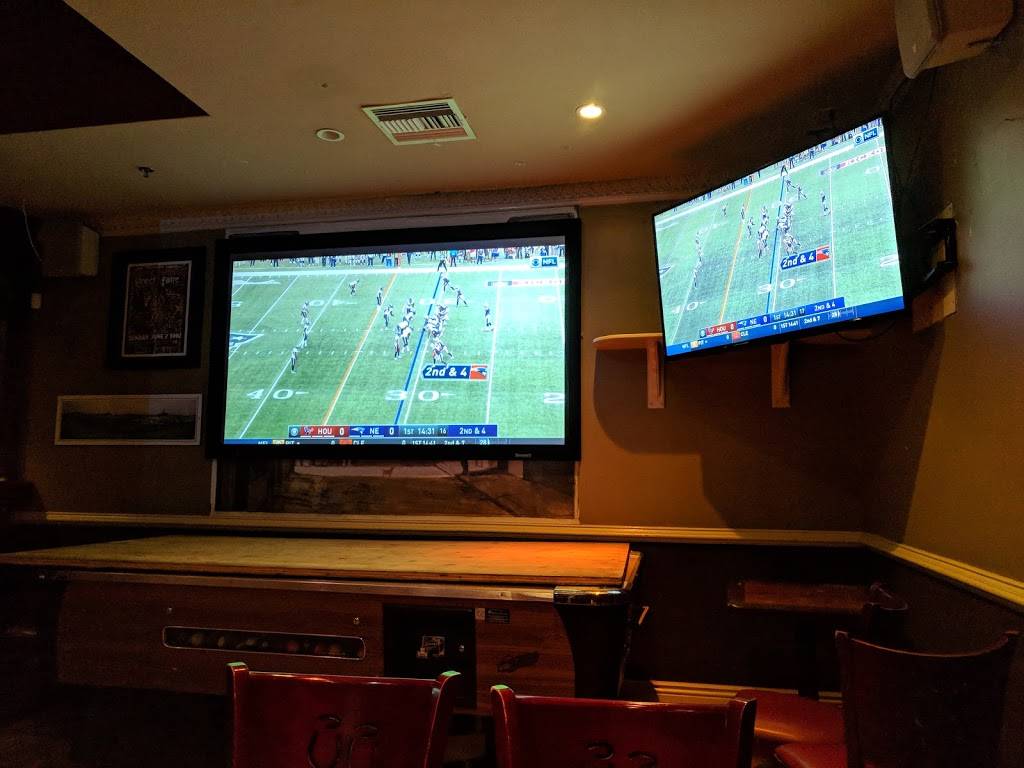 Michael Collins Irish Bar | restaurant | 1568 Haight St, San Francisco, CA 94117, USA | 4158611586 OR +1 415-861-1586