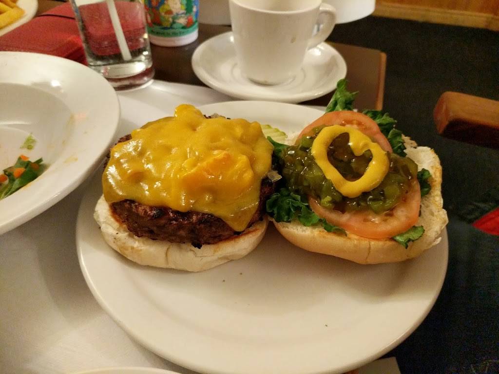 The Old Country Restaurant | restaurant | 105 Peel St, New Hamburg, ON N3A 1E7, Canada | 5196624545 OR +1 519-662-4545