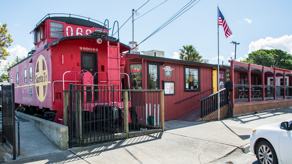 Red Caboose | restaurant | 210 Fulton Shipyard Rd, Antioch, CA 94509, USA | 9257771921 OR +1 925-777-1921