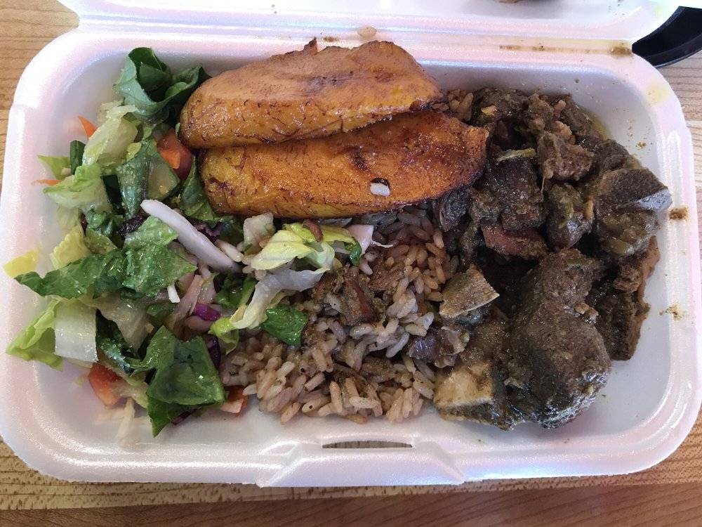 Island Flavour Cuisine | meal takeaway | 4683 Crysler Ave, Niagara Falls, ON L2E 3V7, Canada | 9053538119 OR +1 905-353-8119