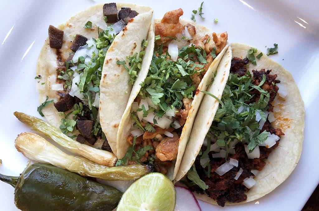 Bajas Fresh Grill | restaurant | 624 Reservoir Ave, Cranston, RI 02910, USA | 4012280779 OR +1 401-228-0779