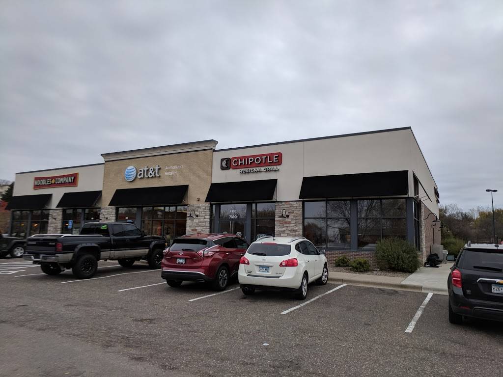 Chipotle Mexican Grill | restaurant | 7180 E Point Douglas Rd S Ste 300, Cottage Grove, MN 55016, USA | 6512024192 OR +1 651-202-4192