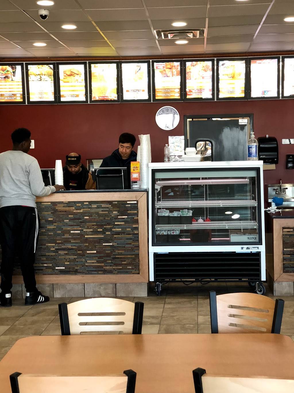 America’s Best Wings | restaurant | 1310 Eastern Blvd, Essex, MD 21221, USA | 4438687226 OR +1 443-868-7226