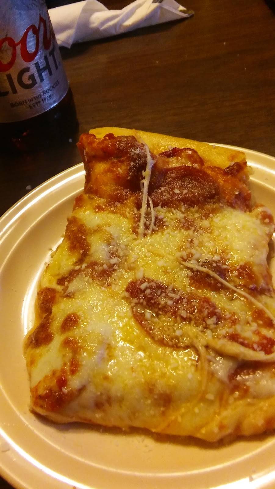 Al & Leda Pizzeria | restaurant | 325 W Everett St, Dixon, IL 61021, USA | 8152843932 OR +1 815-284-3932