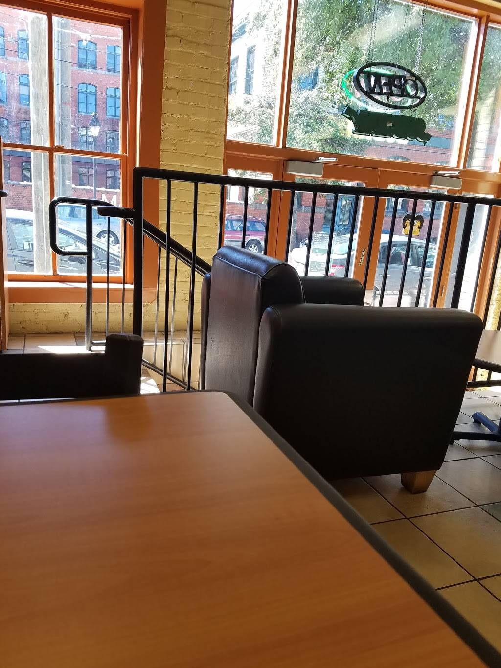 Subway Restaurants | restaurant | 2310 E Main St Bldg B Wilton Square at TR - II, Richmond, VA 23223, USA | 8042259121 OR +1 804-225-9121