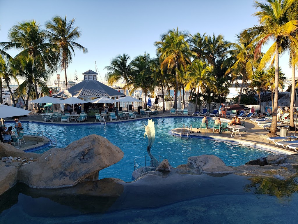 Dantes Key West Pool Bar & Restaurant | restaurant | 955 Caroline St, Key West, FL 33040, USA | 3052935123 OR +1 305-293-5123
