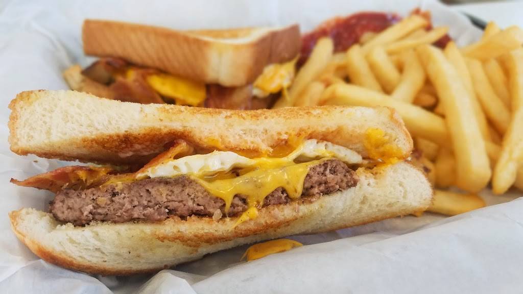 Moo Moo’s Burger Barn | restaurant | 222 N El Dorado Street H, Stockton, CA 95202, USA | 2094699450 OR +1 209-469-9450