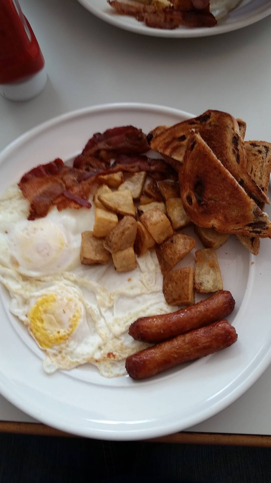 Garys Harvest Restaurant | restaurant | 35 Main St, Wilton, NH 03086, USA | 6036549969 OR +1 603-654-9969