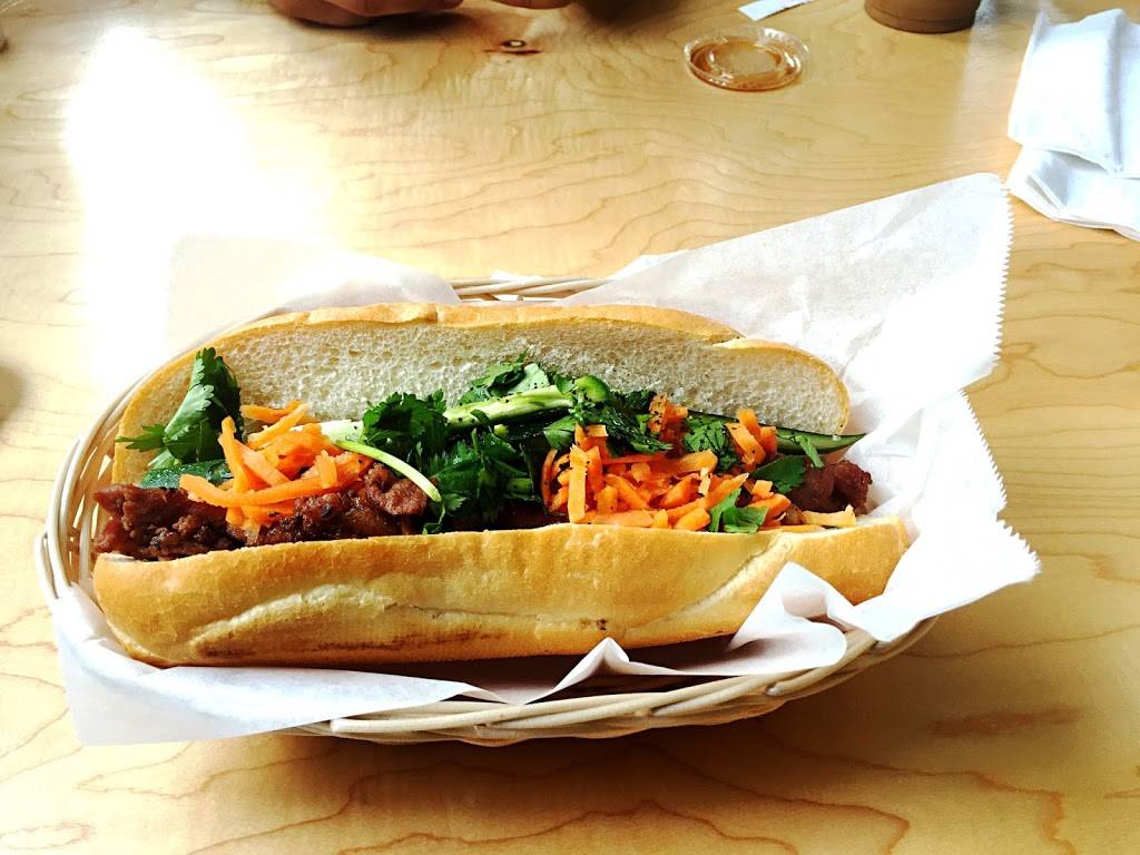 Oui Banh Mi | restaurant | 1601 Richmond Ave, Houston, TX 77006, USA | 8328315172 OR +1 832-831-5172