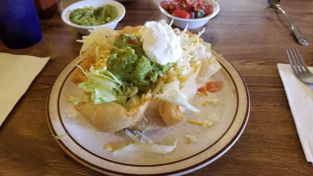 Casa de Lago | restaurant | 891 N Ventura Ave, Oak View, CA 93022, USA | 8056499595 OR +1 805-649-9595