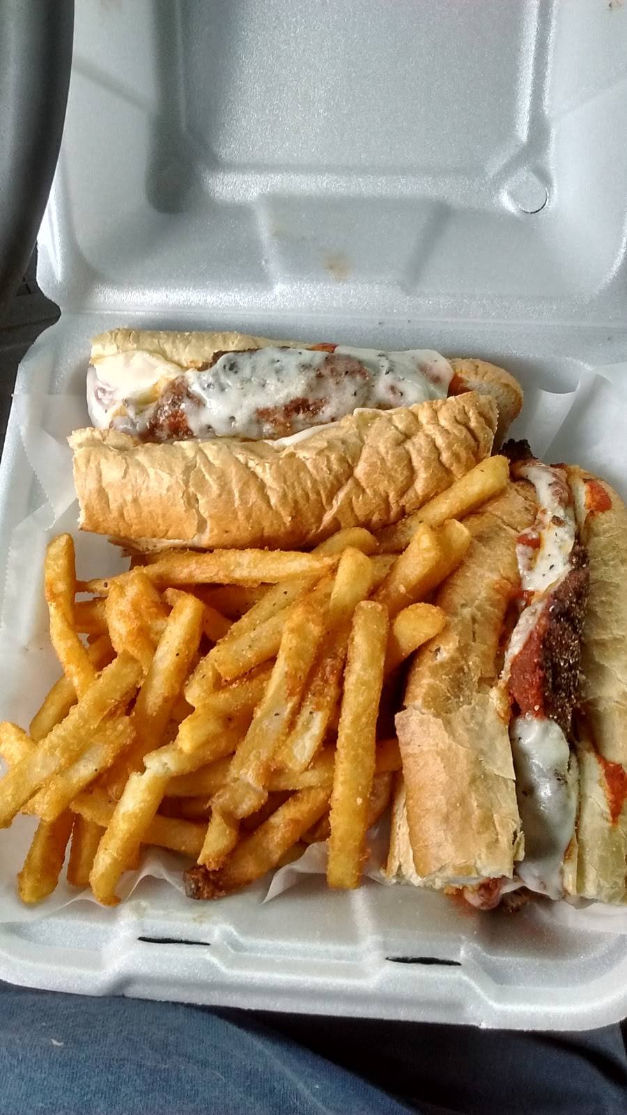 Champinos Restaurant and Pizzeri | restaurant | 6617 N Socrum Loop Rd, Lakeland, FL 33809, USA | 8639378866 OR +1 863-937-8866