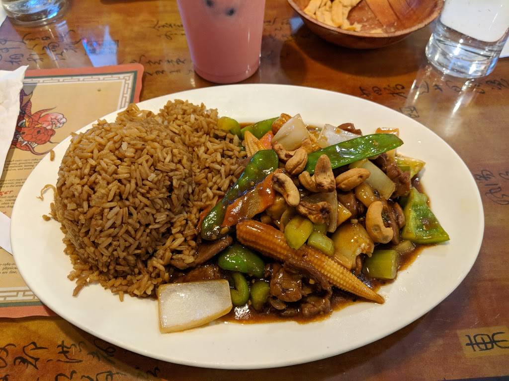 Golden Chopsticks | restaurant | 1989 N Wayne Rd, Westland, MI 48185, USA | 7347229575 OR +1 734-722-9575